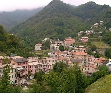 Blue Haven - Storico Con Affreschi * Favale di Malvaro