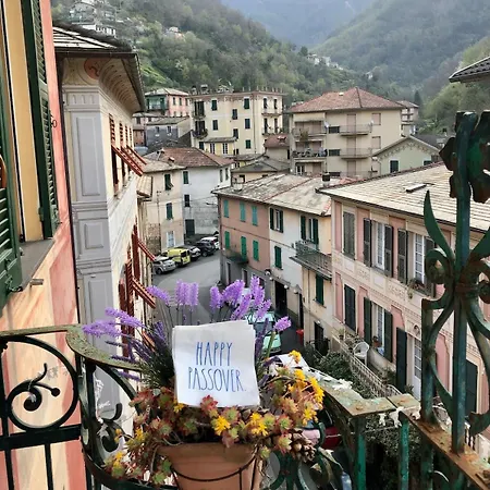 Blue Haven - Storico Con Affreschi * Favale di Malvaro